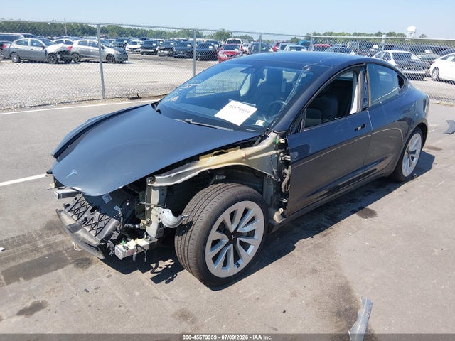 Tesla Model 3 Long Range 2021 5YJ3E1EB2MF862609 Image 2