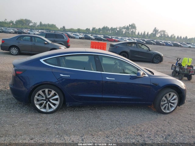 Продажа на аукционе авто 2018 Tesla Model 3 Long Range/mid Range, vin: 5YJ3E1EA0JF008155, номер лота: 45579967