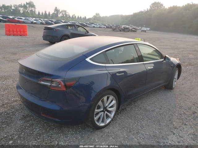 Продажа на аукционе авто 2018 Tesla Model 3 Long Range/mid Range, vin: 5YJ3E1EA0JF008155, номер лота: 45579967