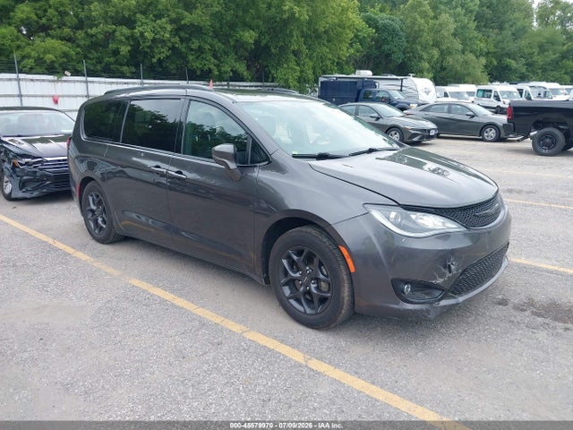 Продажа на аукционе авто 2019 Chrysler Pacifica Limited, vin: 2C4RC1GG6KR698436, номер лота: 45579970