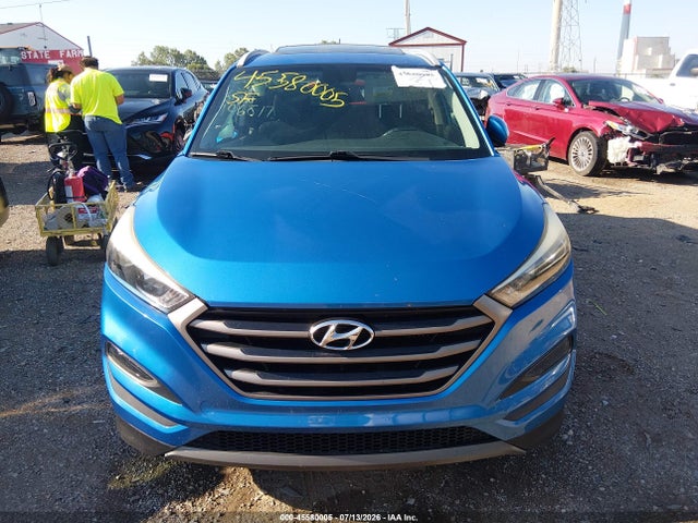45580005 :رقم المزاد ، KM8J3CA21GU196817 vin ، 2016 Hyundai Tucson Sport مزاد بيع