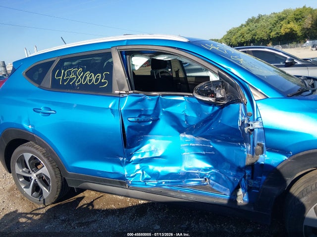 45580005 :رقم المزاد ، KM8J3CA21GU196817 vin ، 2016 Hyundai Tucson Sport مزاد بيع