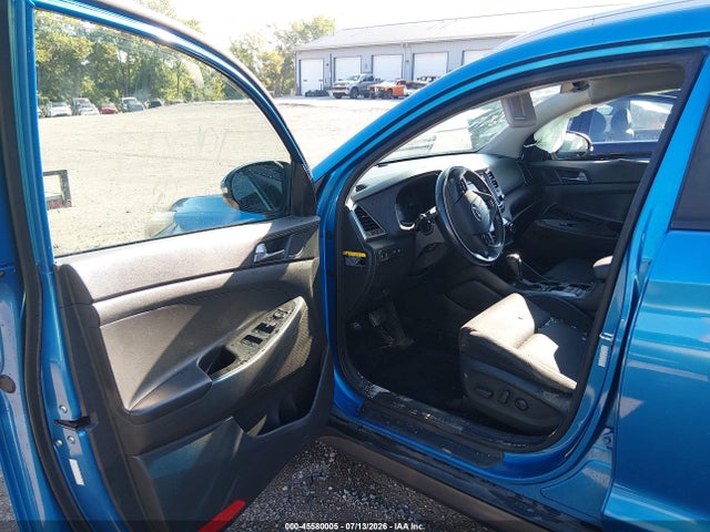 45580005 :رقم المزاد ، KM8J3CA21GU196817 vin ، 2016 Hyundai Tucson Sport مزاد بيع