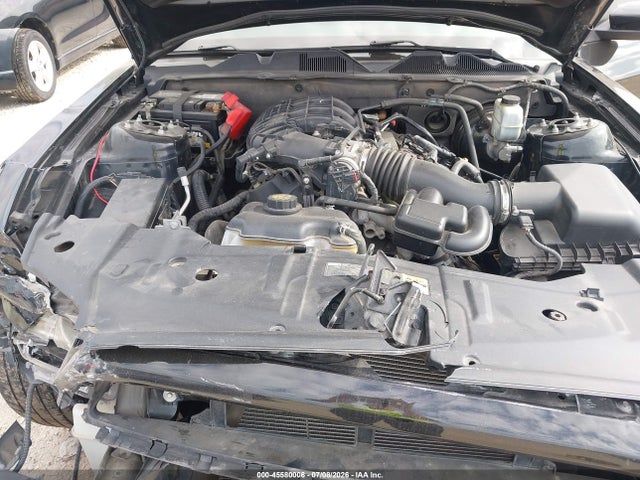 Продаж на аукціоні авто 2014 Ford Mustang V6 Premium, vin: 1ZVBP8AM1E5331861, номер лоту: 45580006