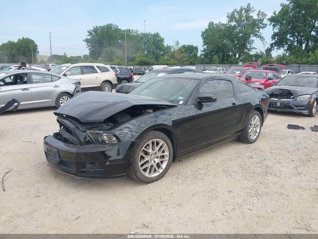 Продаж на аукціоні авто 2014 Ford Mustang V6 Premium, vin: 1ZVBP8AM1E5331861, номер лоту: 45580006