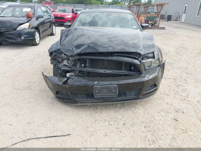 Продаж на аукціоні авто 2014 Ford Mustang V6 Premium, vin: 1ZVBP8AM1E5331861, номер лоту: 45580006