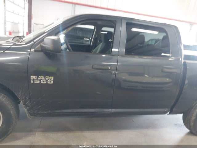 2018 Ram 1500 Tradesman  4x4 5'7 Box მანქანა იყიდება აუქციონზე, vin: 1C6RR7KG2JS306744, აუქციონის ნომერი: 45580021