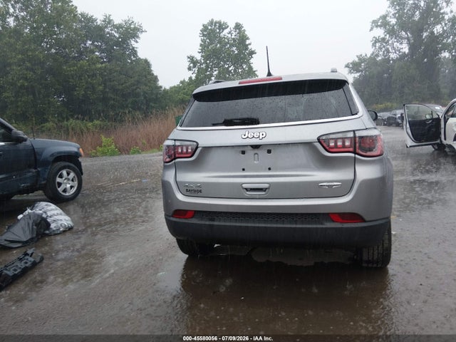45580056 :رقم المزاد ، 3C4NJDBB2LT209692 vin ، 2020 Jeep Compass Latitude 4x4 مزاد بيع