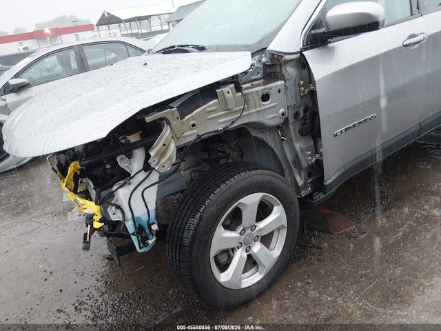 45580056 :رقم المزاد ، 3C4NJDBB2LT209692 vin ، 2020 Jeep Compass Latitude 4x4 مزاد بيع