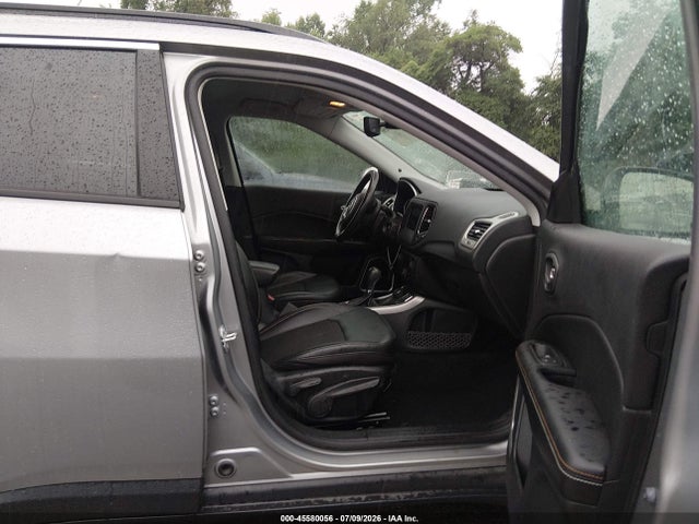 45580056 :رقم المزاد ، 3C4NJDBB2LT209692 vin ، 2020 Jeep Compass Latitude 4x4 مزاد بيع