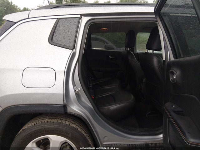 45580056 :رقم المزاد ، 3C4NJDBB2LT209692 vin ، 2020 Jeep Compass Latitude 4x4 مزاد بيع