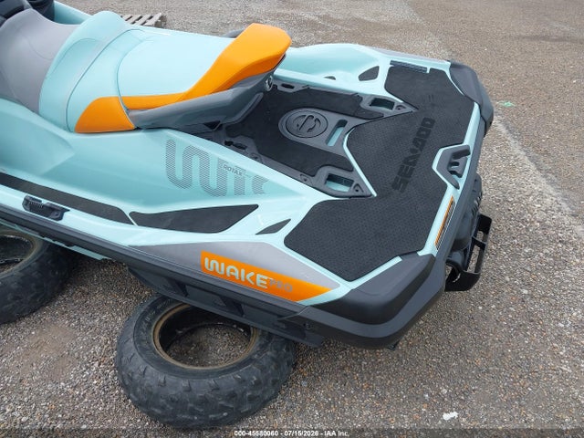Продаж на аукціоні авто 2024 Seadoo Wake Pro 230, vin: YDV87503F424, номер лоту: 45580060