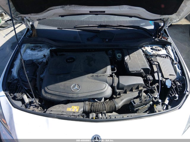 WDDSJ4EB2KN719415 Mercedes-Benz CLA 250