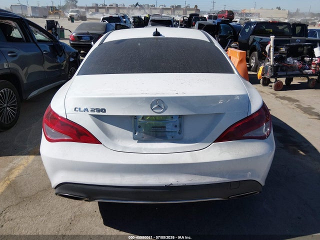 WDDSJ4EB2KN719415 Mercedes-Benz CLA 250
