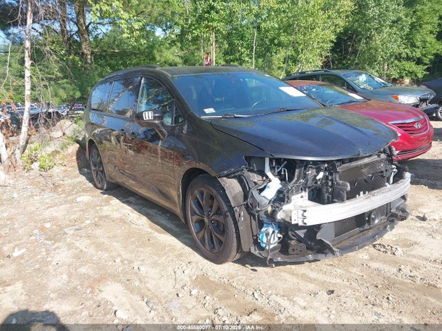 45580077 :رقم المزاد ، 2C4RC1EG1KR576523 vin ، 2019 Chrysler Pacifica Touring L Plus مزاد بيع