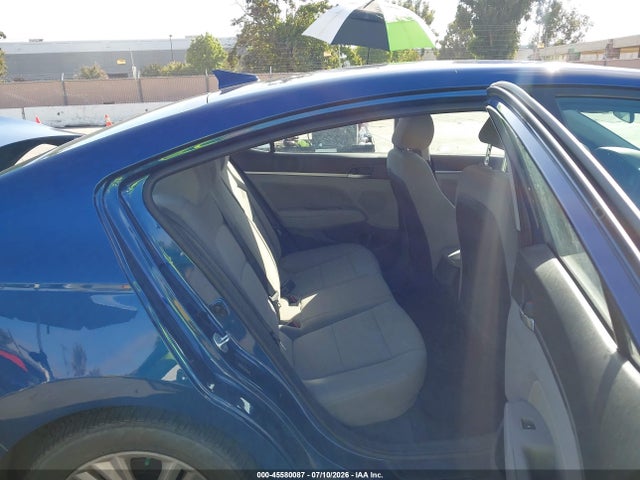 5NPD84LF7KH465186 Hyundai ELANTRA SEL