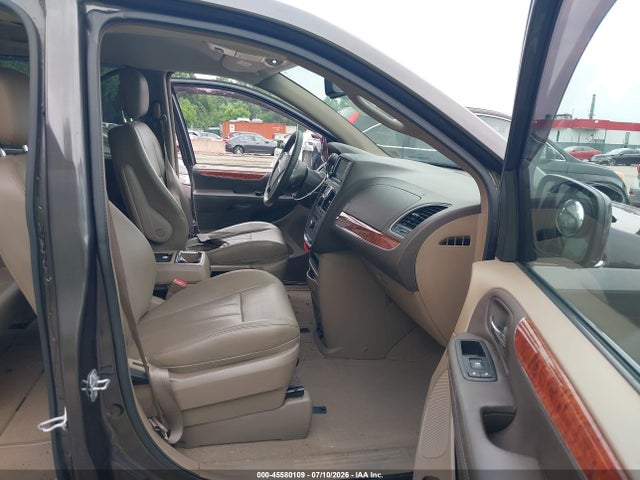 Продажа на аукционе авто 2015 Chrysler Town & Country Touring, vin: 2C4RC1BG5FR589575, номер лота: 45580109