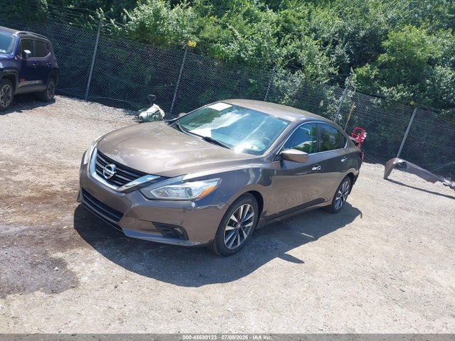 Nissan Altima 2.5 Sv 2017 1N4AL3AP8HC193099 Image 2