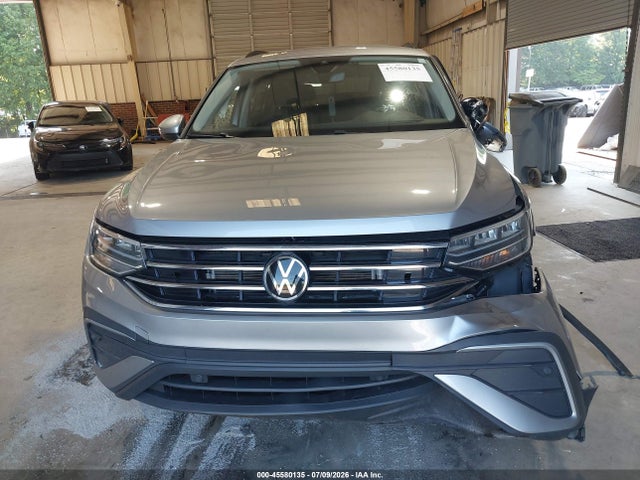 2024 Volkswagen Tiguan 2.0t S მანქანა იყიდება აუქციონზე, vin: 3VVFB7AXXRM035911, აუქციონის ნომერი: 45580135