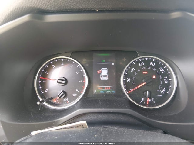 2T3H1RFV5MC107748 Toyota RAV4 LE