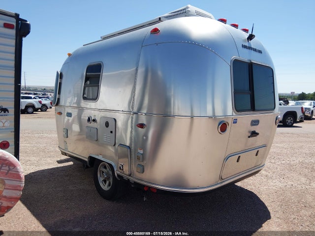 Airstream Other 2021 1STHMAC16MJ555991 Image 3