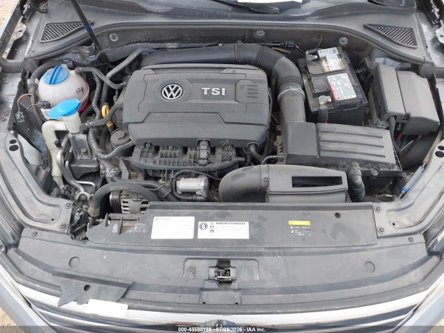 2017 Volkswagen Passat 1.8t Sel Premium მანქანა იყიდება აუქციონზე, vin: 1VWCT7A38HC032899, აუქციონის ნომერი: 45580199