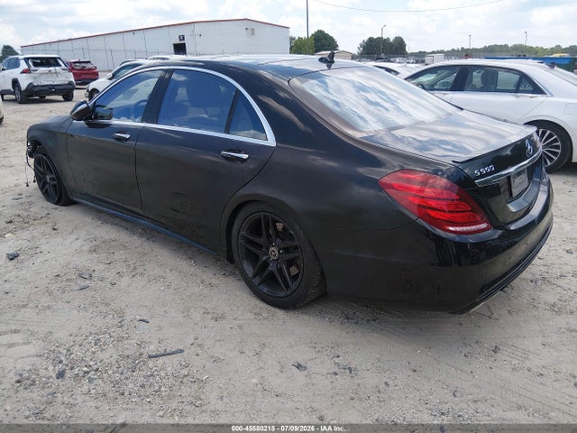 2015 Mercedes-benz S 550 4matic მანქანა იყიდება აუქციონზე, vin: WDDUG8FB2FA141830, აუქციონის ნომერი: 45580215