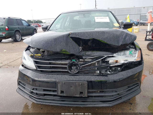 45580235 :رقم المزاد ، 3VW2B7AJ4HM305509 vin ، 2017 Volkswagen Jetta 1.4t S مزاد بيع