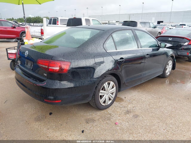45580235 :رقم المزاد ، 3VW2B7AJ4HM305509 vin ، 2017 Volkswagen Jetta 1.4t S مزاد بيع