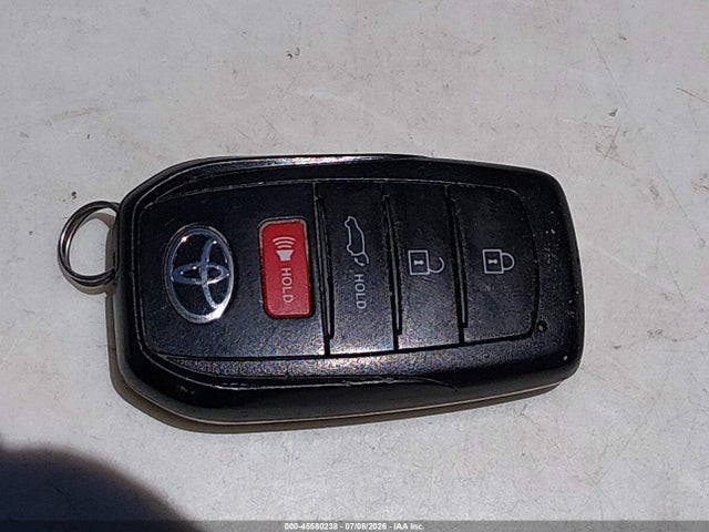 Toyota Corolla Cross Xle 2022 7MUDAABG5NV032371 Image 11