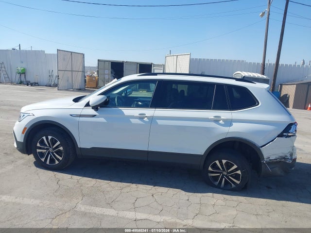 3VVRB7AX8PM070814 Volkswagen Tiguan 2.0t S