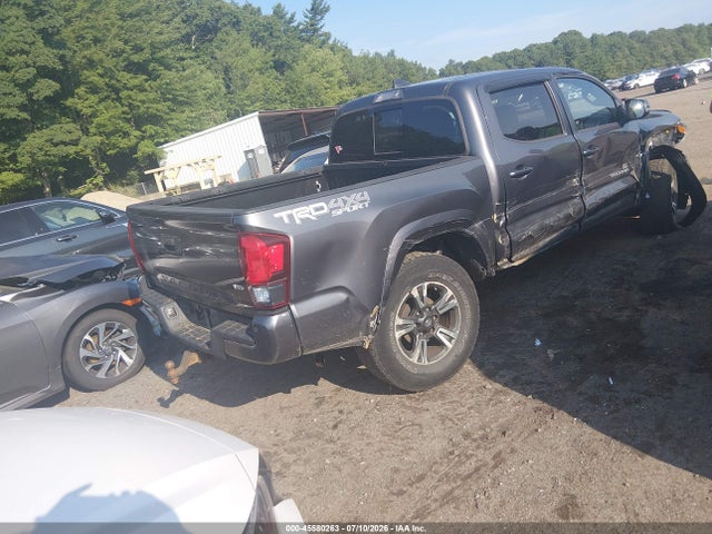 2018 Toyota Tacoma Trd Sport მანქანა იყიდება აუქციონზე, vin: 5TFCZ5AN6JX126334, აუქციონის ნომერი: 45580263