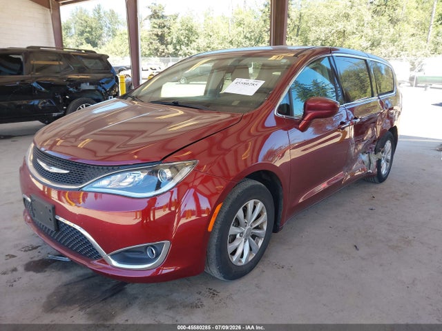Chrysler Pacifica Touring Plus 2019 2C4RC1FG4KR508389 Image 2