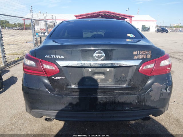 Nissan Altima 2.5 S 2018 1N4AL3AP6JC221682 Image 17