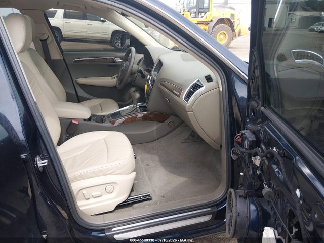 2010 Audi Q5 3.2 Premium მანქანა იყიდება აუქციონზე, vin: WA1LKAFP5AA084484, აუქციონის ნომერი: 45580330