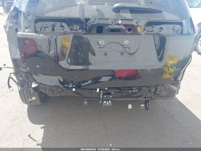 Toyota RAV4 XSE 2026 JTM6CRAV1TD301163 Image 18