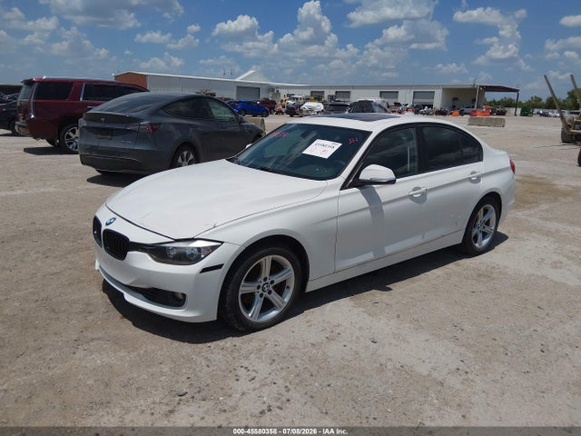 2014 Bmw 328i მანქანა იყიდება აუქციონზე, vin: WBA3A5C57EP602002, აუქციონის ნომერი: 45580358