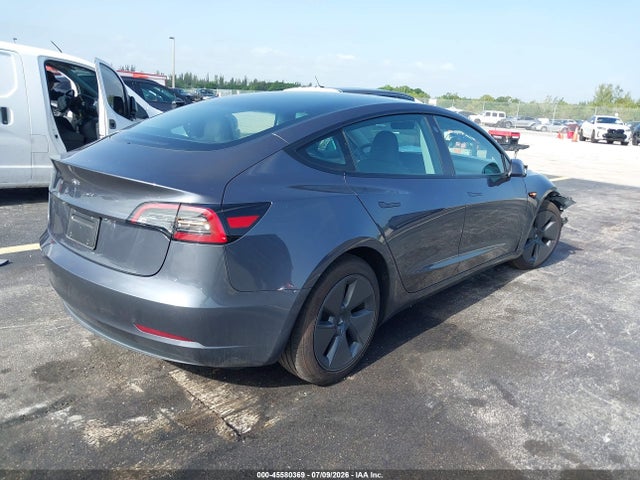Tesla Model 3 Rear-wheel Drive 2023 5YJ3E1EA4PF694130 Image 4