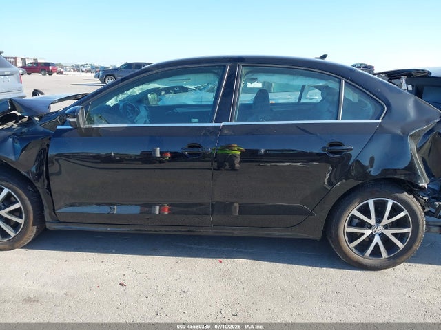 2017 Volkswagen Jetta 1.4t Se მანქანა იყიდება აუქციონზე, vin: 3VWDB7AJ3HM282930, აუქციონის ნომერი: 45580389
