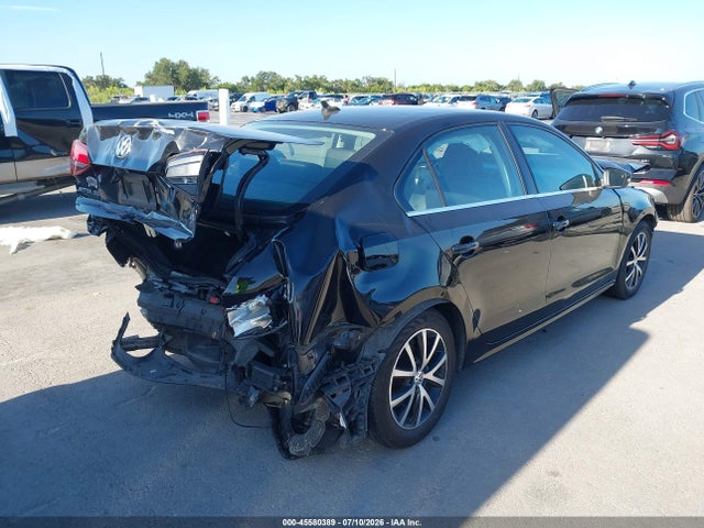 2017 Volkswagen Jetta 1.4t Se მანქანა იყიდება აუქციონზე, vin: 3VWDB7AJ3HM282930, აუქციონის ნომერი: 45580389