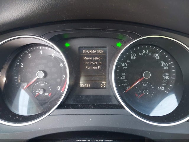 2017 Volkswagen Jetta 1.4t Se მანქანა იყიდება აუქციონზე, vin: 3VWDB7AJ3HM282930, აუქციონის ნომერი: 45580389