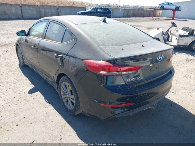 Hyundai Elantra Value Edition 2018 5NPD84LF7JH302424 Image 3