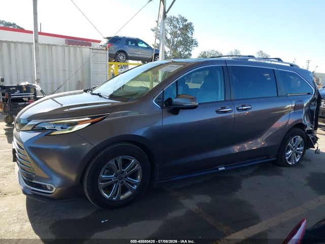 Toyota Sienna Platinum 2023 5TDESKFC4PS081525 Image 14
