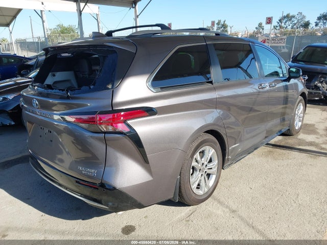 Toyota Sienna Platinum 2023 5TDESKFC4PS081525 Image 4