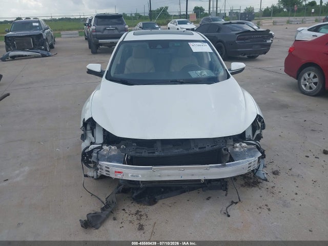 2019 Honda Insight Touring მანქანა იყიდება აუქციონზე, vin: 19XZE4F95KE008773, აუქციონის ნომერი: 45580439