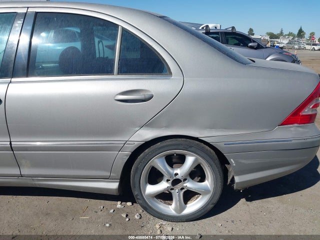 2005 Mercedes-benz C 230 Kompressor Sport მანქანა იყიდება აუქციონზე, vin: WDBRF40J75F624239, აუქციონის ნომერი: 45580474