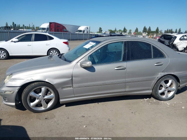 2005 Mercedes-benz C 230 Kompressor Sport მანქანა იყიდება აუქციონზე, vin: WDBRF40J75F624239, აუქციონის ნომერი: 45580474