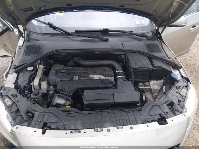 45580484 :رقم المزاد ، YV1612TK9F1357173 vin ، 2015 Volvo S60 T5 Premier مزاد بيع