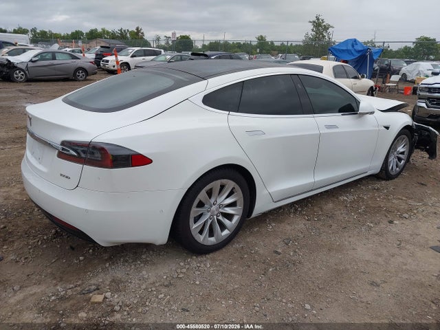 Aukcja sprzedaży 2018 Tesla Model S 100d/75d/p100d, vin: 5YJSA1E28JF294644, numer aukcji: 45580520