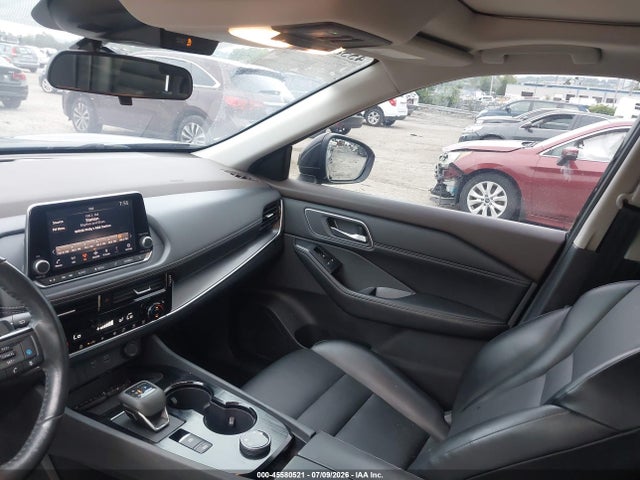 5N1AT3BB6MC802967 Nissan Rogue Sv Intelligent Awd